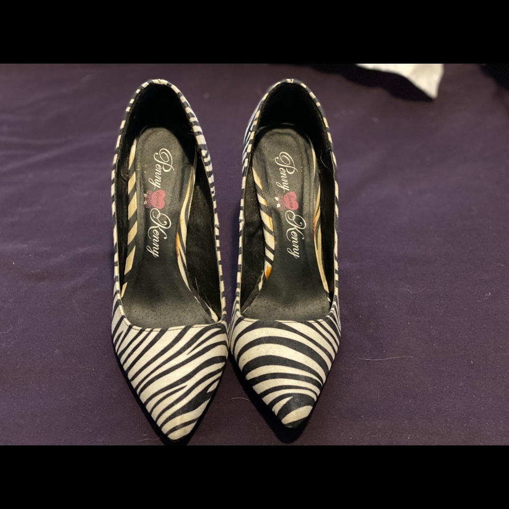 Penny loves Kenny Zebra pumps